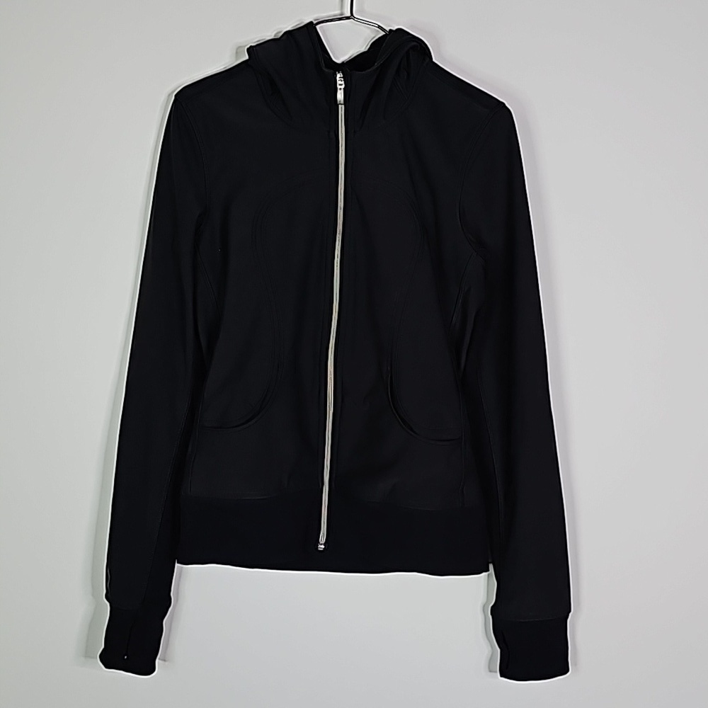 Lululemon black size 2 Uba Softshell zip up hoodie